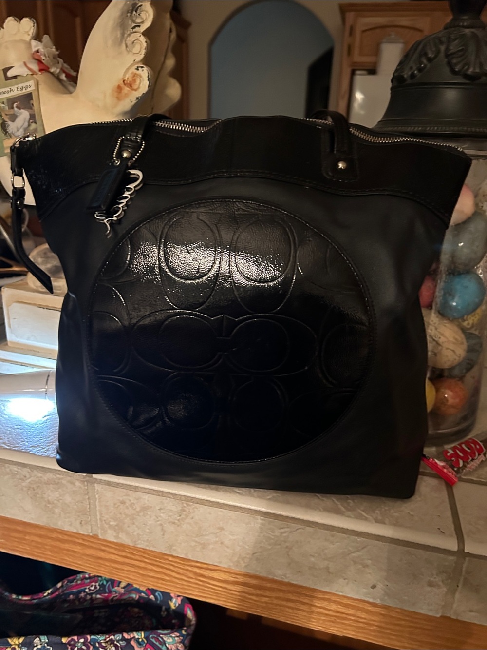 Coach Black Leather Embossed Circle Tote With Matching Wallet and Coin Purse. - Picture 8 of 16